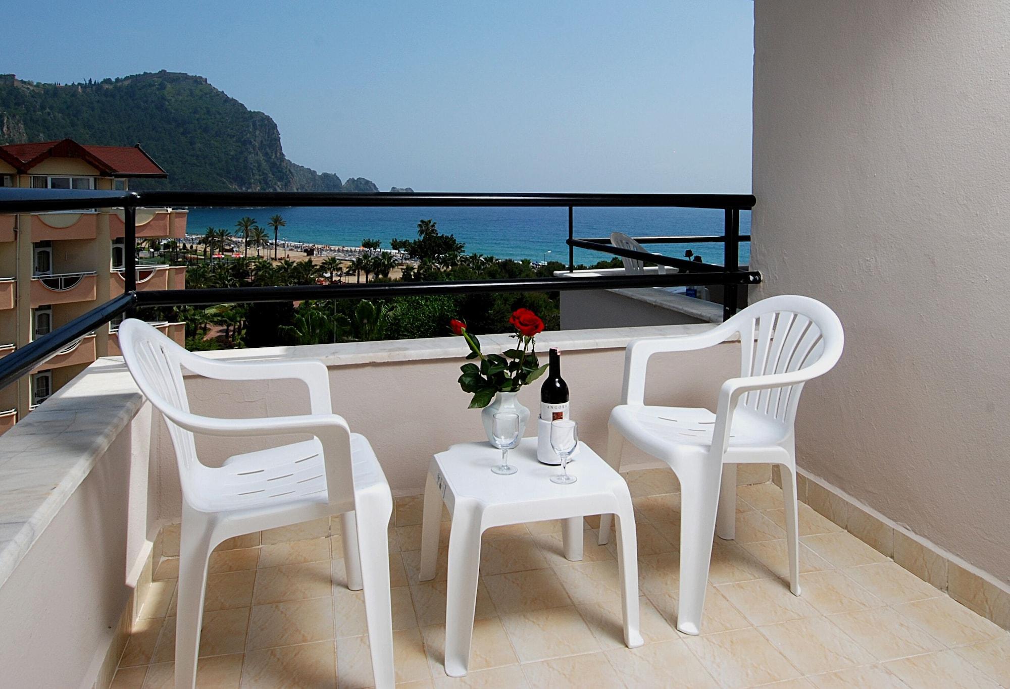 Hatipoglu Beach Hotel อลันยา ภายนอก รูปภาพ