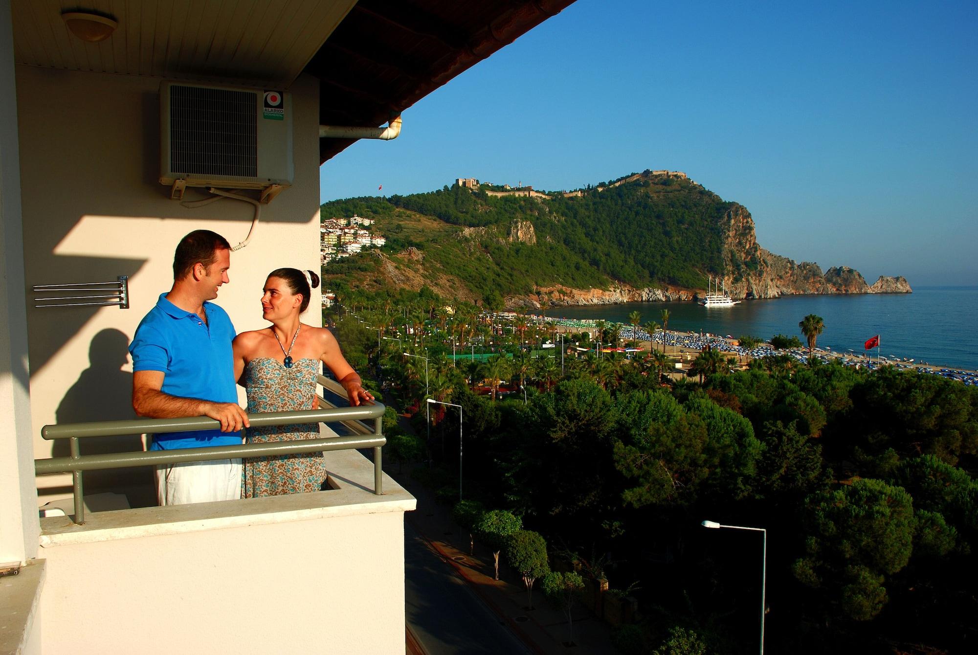Hatipoglu Beach Hotel อลันยา ภายนอก รูปภาพ